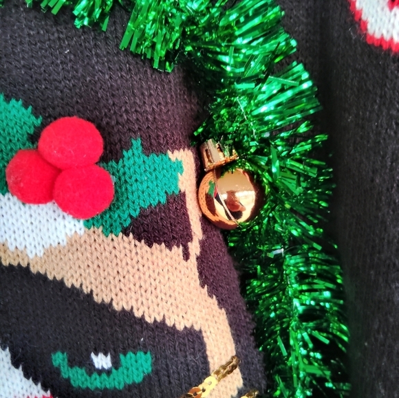 Women's Grumpy Cat Ugly Christmas Sweater Size XL 15-17 - Picture 4 of 6